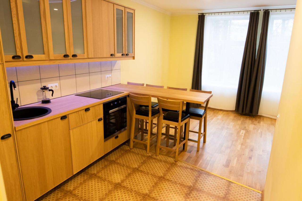 Hot Riga Ernestines Iela 7-7 Enjoy The Feel Of Home And History! ภายนอก รูปภาพ